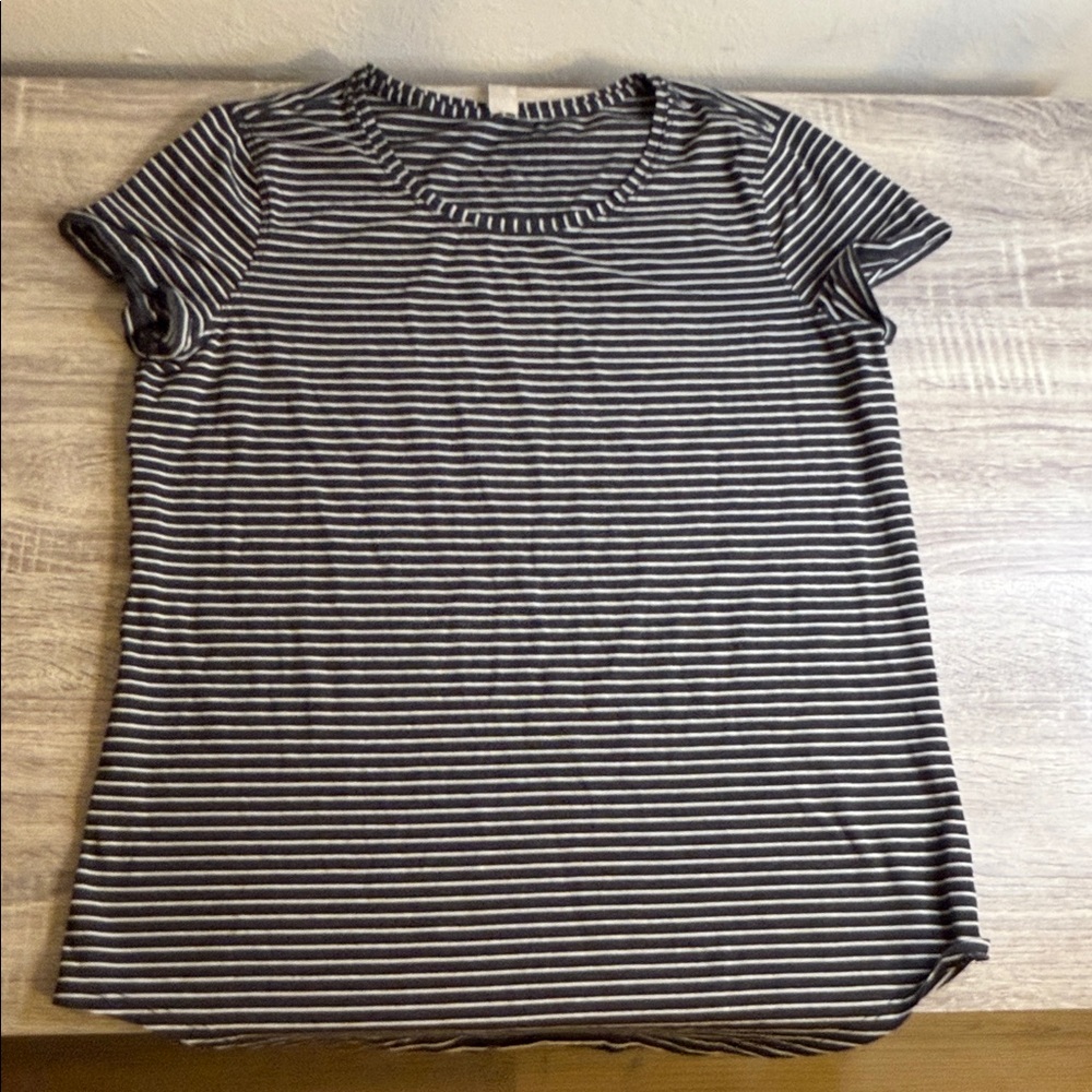 Lululemon Striped Gray Women's Top